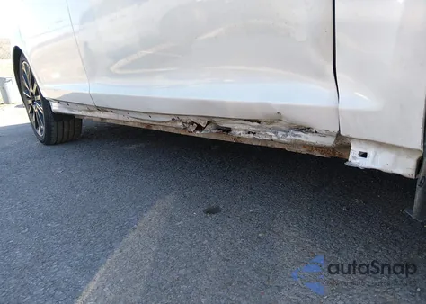 2016 Lincoln Mkz z USA, uszkodzony, nr VIN 3LN6L2JKXGR618283